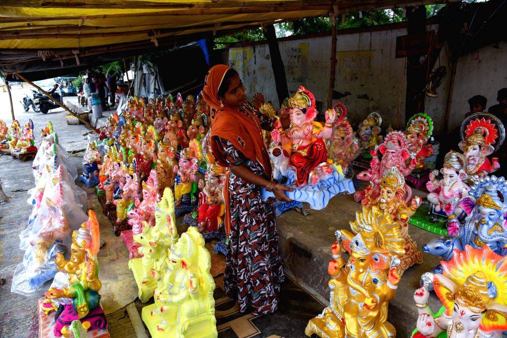 People Buy Ganesha Idols Ahead of Ganesh Chaturthi - Ganesh Chaturthi, Ganesha Idols, Devotees, Festival Preparations