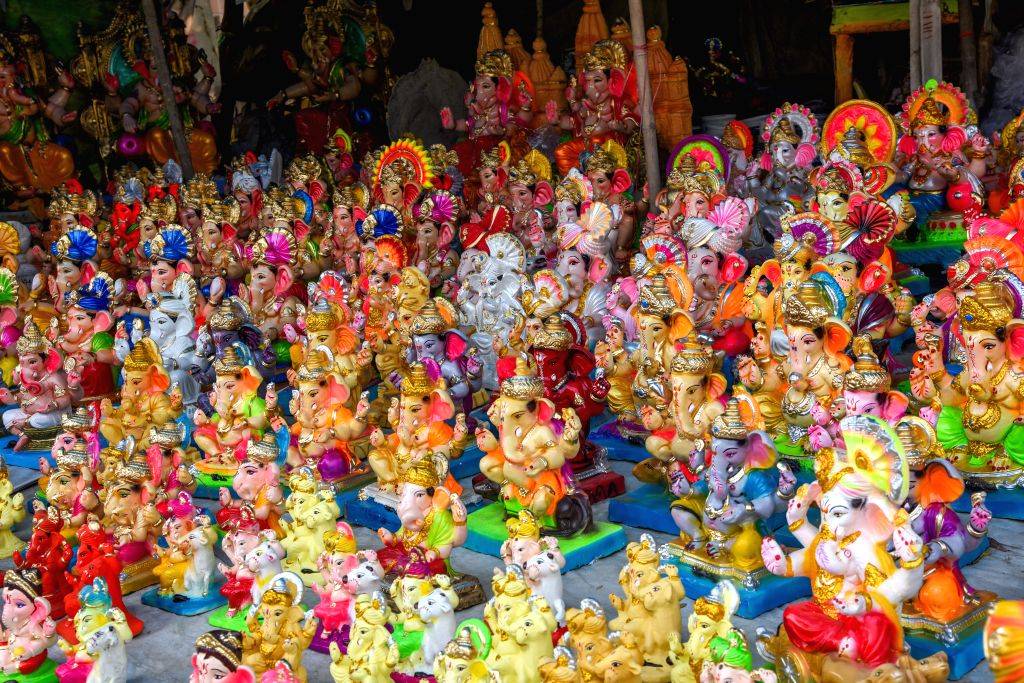 People Buy Ganesha Idols Ahead of Ganesh Chaturthi - Ganesh Chaturthi, Ganesha Idols, Devotees, Festival Preparations