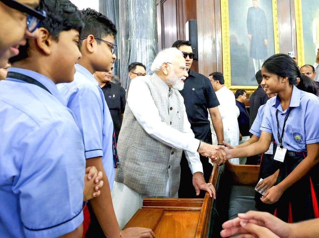 PM Modi Pays Tribute to Gandhi and Shastri