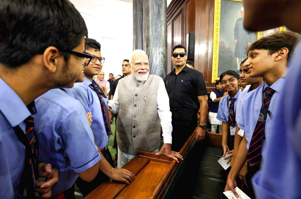 PM Modi Pays Tribute to Gandhi and Shastri