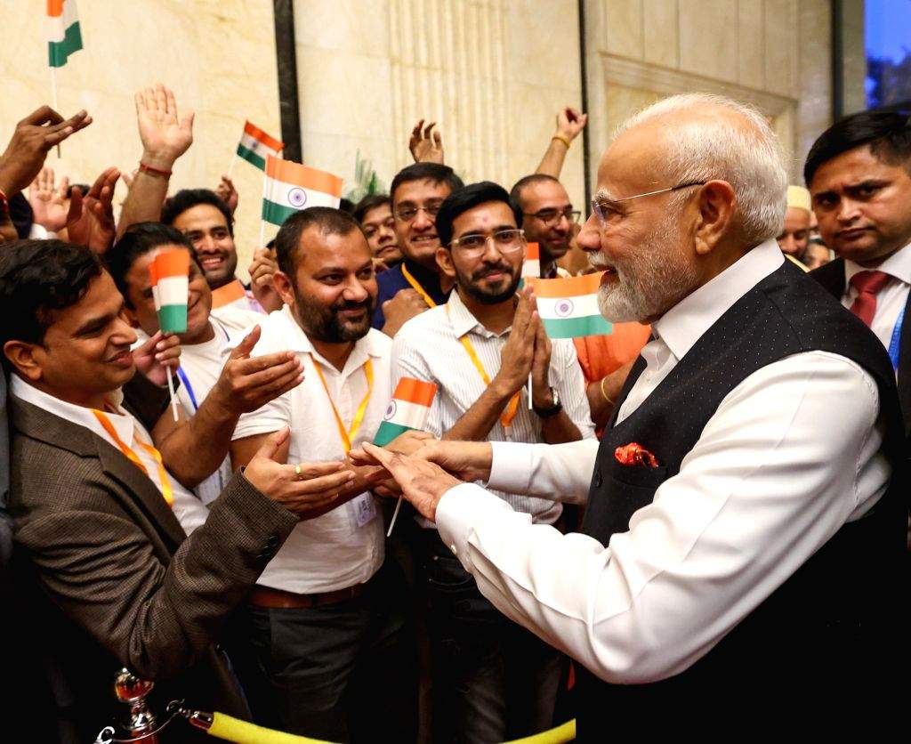 PM Modi receives a warm welcome from the Indian community