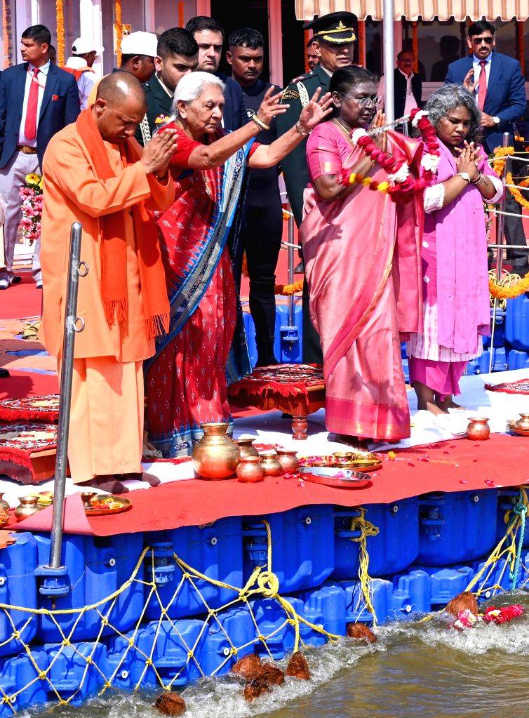 President Droupadi Murmu Inaugurates Simhastha Kumbh Mela in Nashik