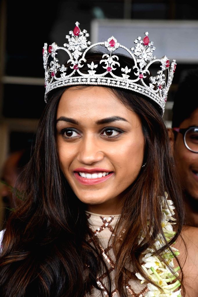 Miss India runner-up Priyanka Kumari at Patna airport