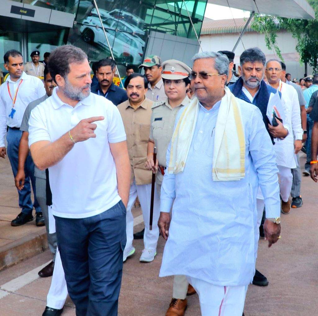 Rahul Gandhi and Mallikarjun Kharge in Karnataka