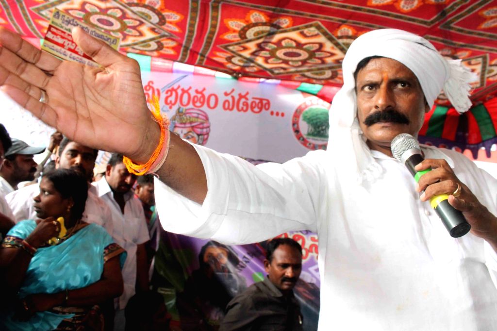 Byareddy Rag Byreddy Rajsheker Reddy fasting for separate State Rayalseema