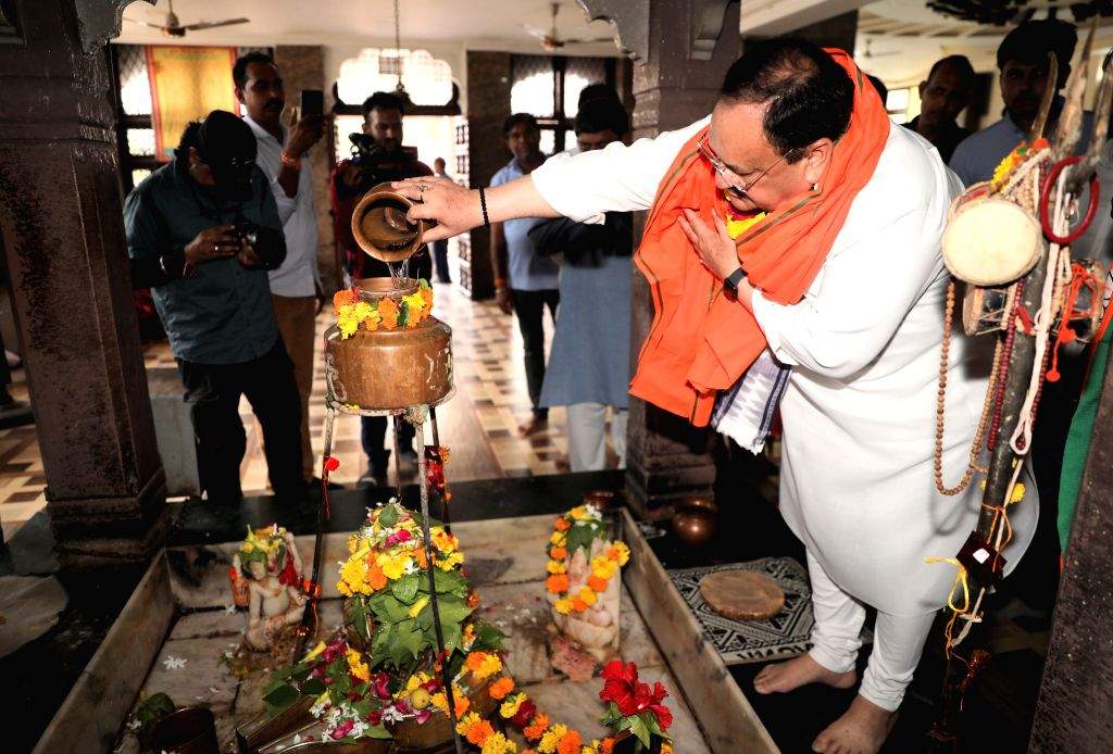 Sawai Madhopur: BJP national President JP Nadda offers prayers