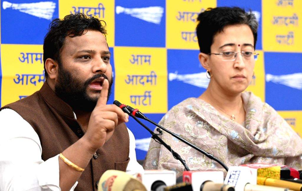 Senior AAP leader and Minister Atishi and AAP Lok Sabha candidate ...