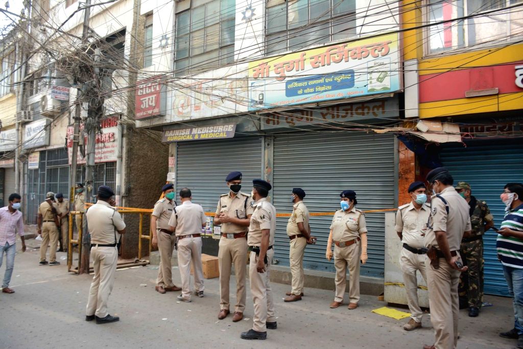 Senior supremted of Police Upendra Kumar Sharma investigate at Govind ...