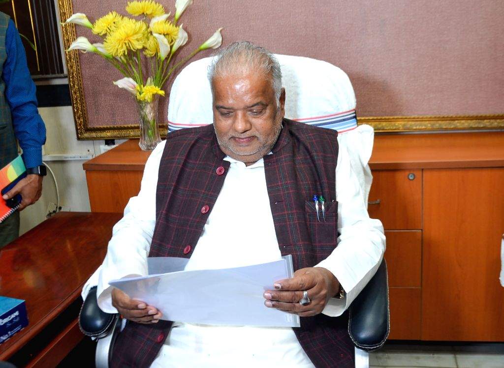 Shravan Kumar Takes Charge as Bihar Minister