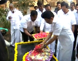 Stalin pays floral tributes to Anna, Karunanidhi and Periyar on his ...