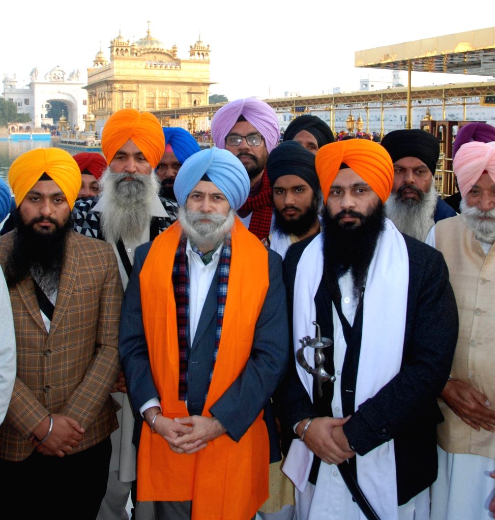 H S Phoolka pays obeisance at the Golden Temple