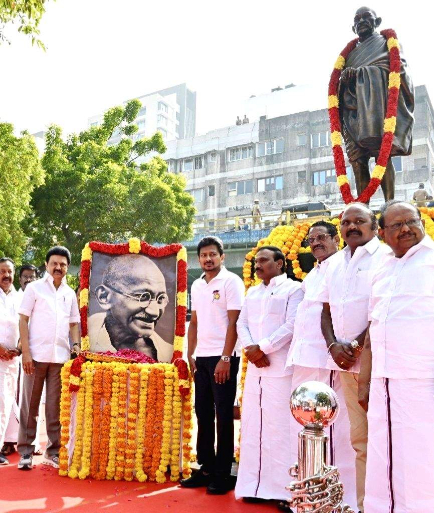 Tamil Nadu CM M.K. Stalin pays floral tributes to Mahatma Gandhi