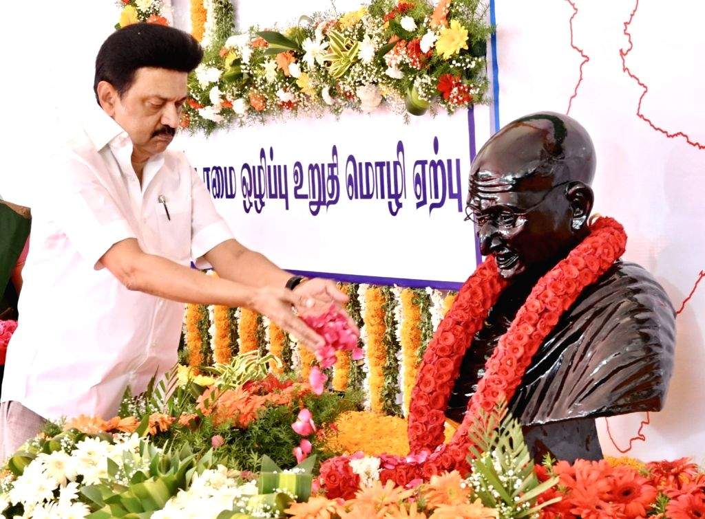 Tamil Nadu CM M.K. Stalin pays floral tributes to Mahatma Gandhi