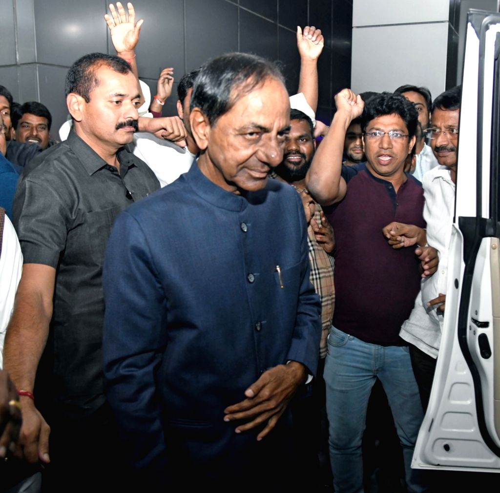 new-delhi-telangana-chief-minister-k-chandrashekar-rao-arrives-at-ig