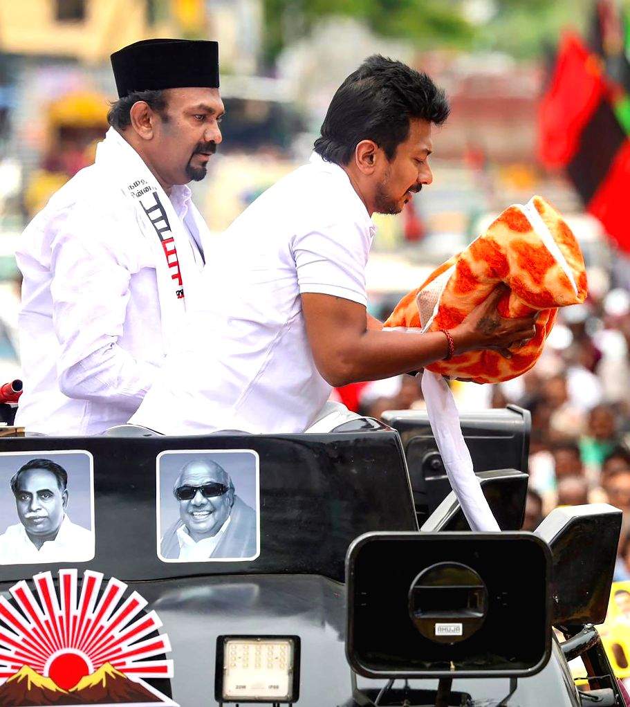 Deputy CM Udhayanidhi Stalin campaigns for AM Shahjahan in Kumbakonam