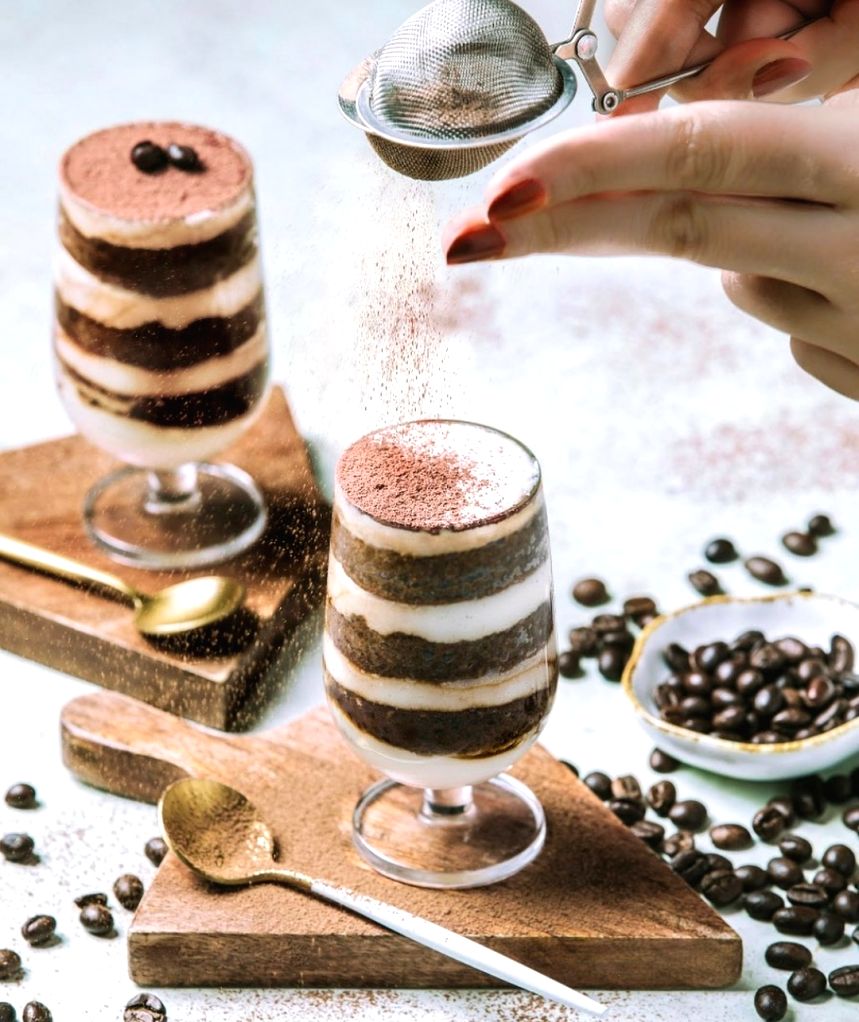 Free Photo: These 5 boozy desserts are worth the shots!