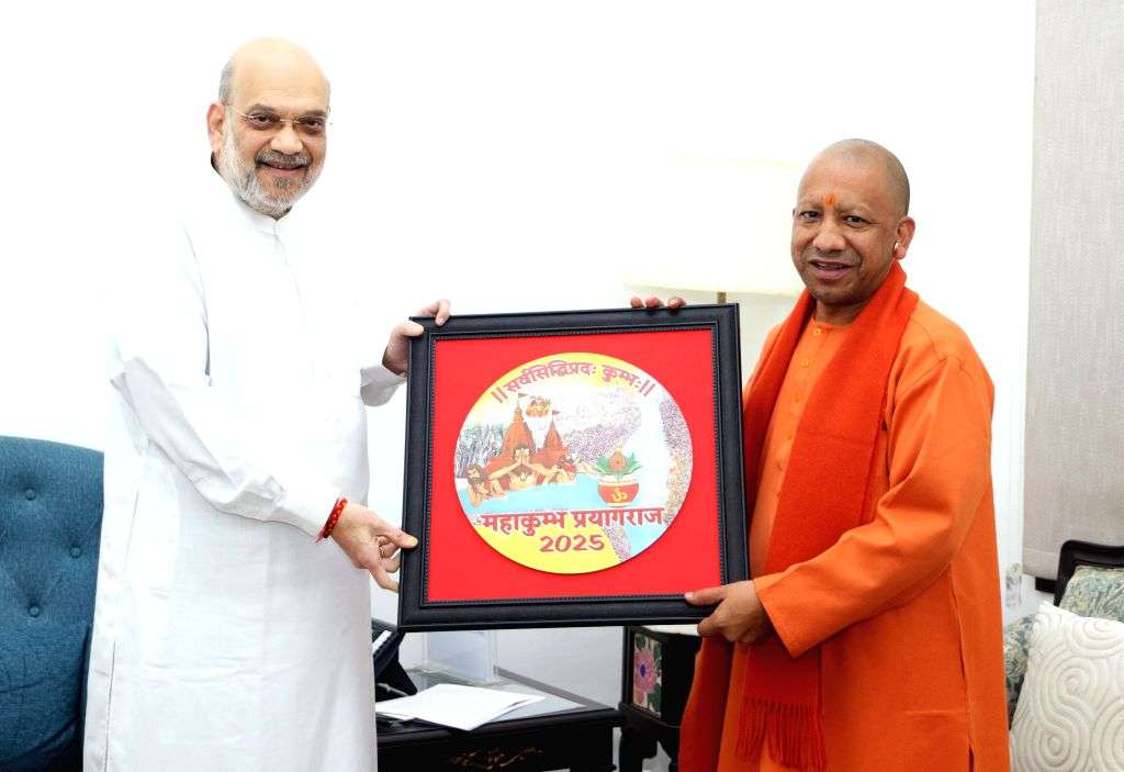 Union Home Minister Amit Shah meets Uttar Pradesh Chief Minister Yogi ...