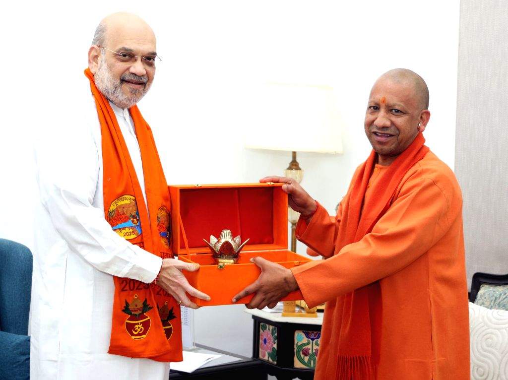 Union Home Minister Amit Shah meets Uttar Pradesh Chief Minister Yogi ...
