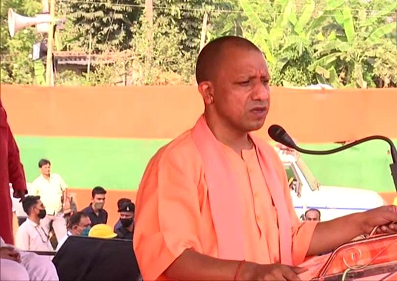 UP CM Yogi Adityanath addresses rally in West Bengal