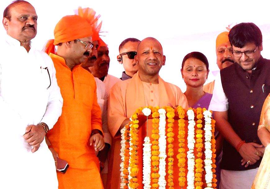 UP CM Yogi Adityanath attends foundation stone laying ceremony for ...