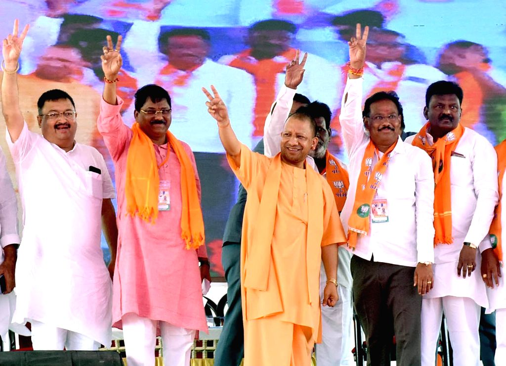 Raichur : UP CM Yogi Adityanath during a public rally in support of BJP ...