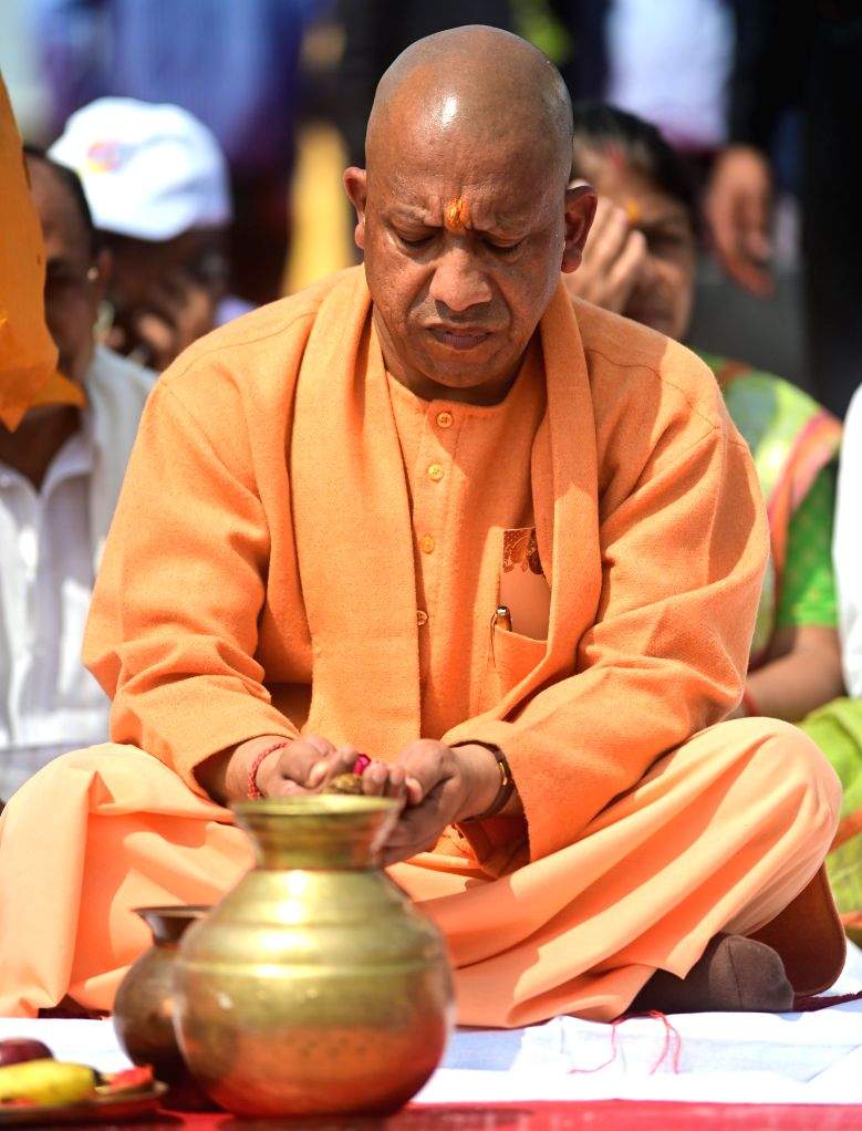 UP CM Yogi Adityanath offers prayer as Maha Kumbh Mela 2025 concludes