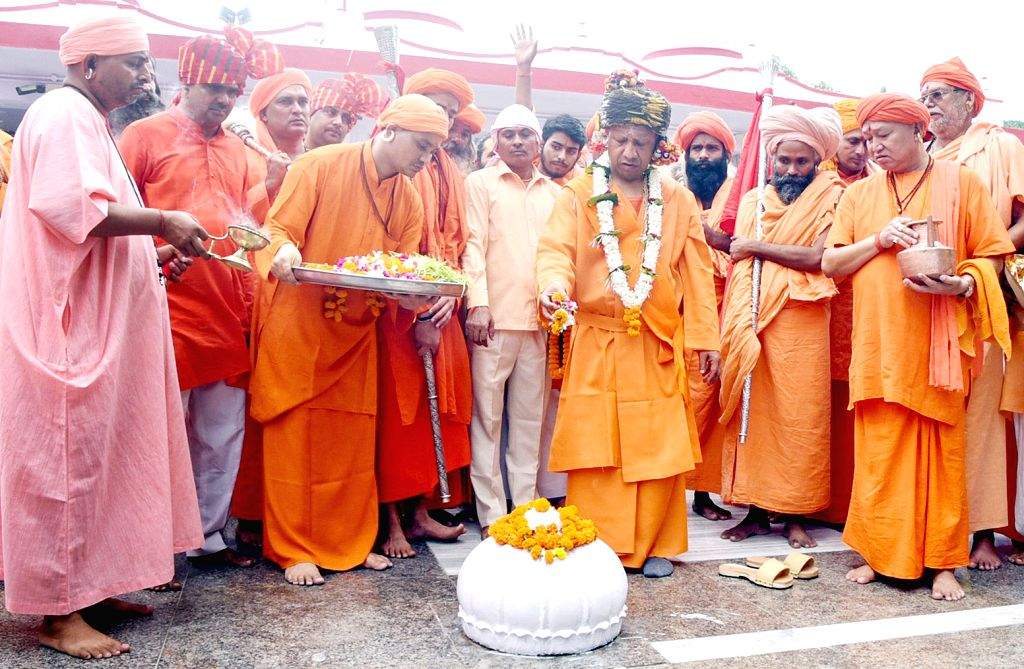 Uttar Pradesh Chief Minister Yogi Adityanath offers prayers at the ...