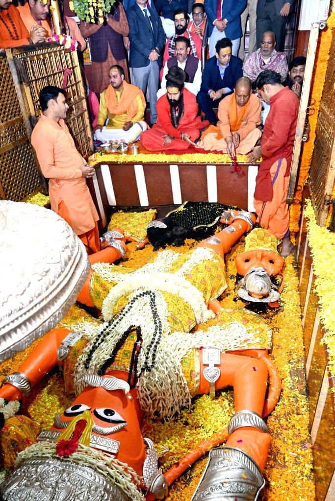 Uttar Pradesh Chief Minister Yogi Adityanath offers prayer at Shri Bade ...