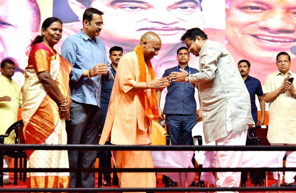 Uttar Pradesh Chief Minister Yogi Adityanath with Union Minister and ...