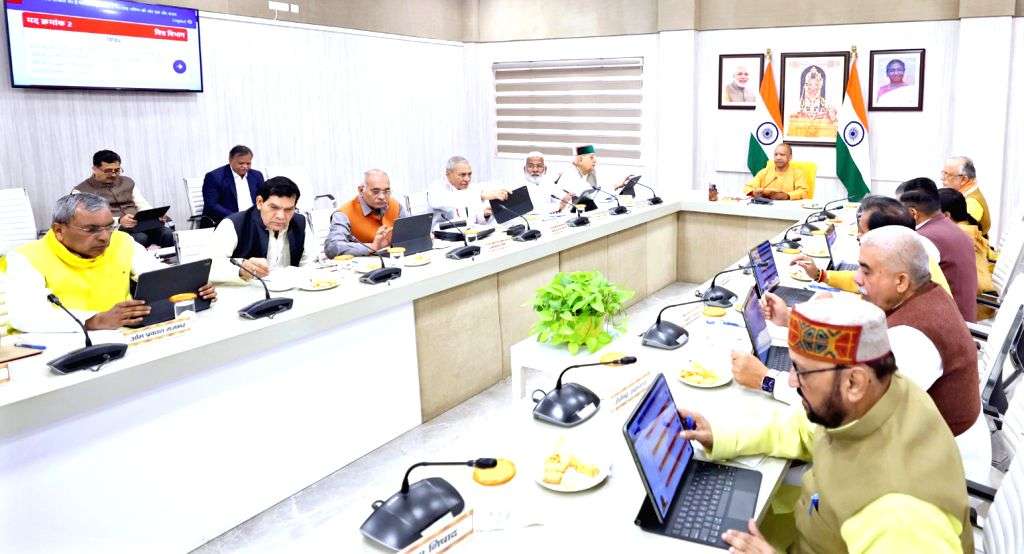 Uttar Pradesh CM Yogi Adityanath chairs cabinet meeting ahead of ...