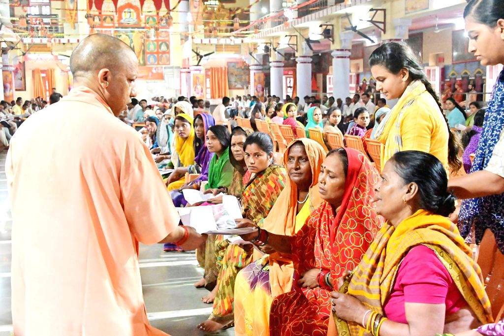Uttar Pradesh CM Yogi Adityanath listens to the grievances of the ...
