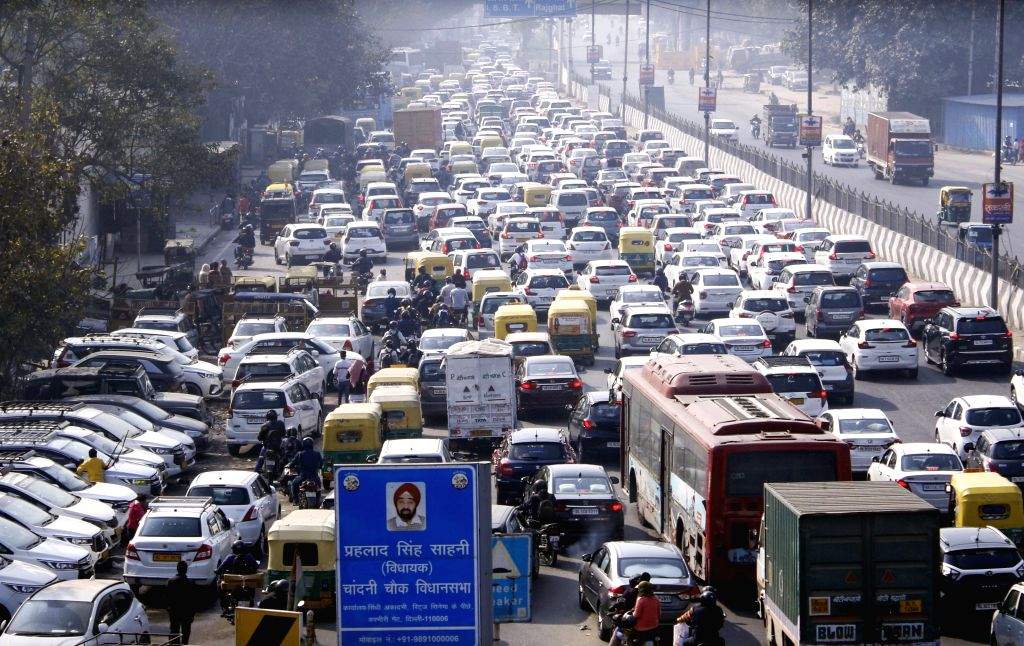 Vehicles are stuck in a traffic jam on the Outer Ring Road