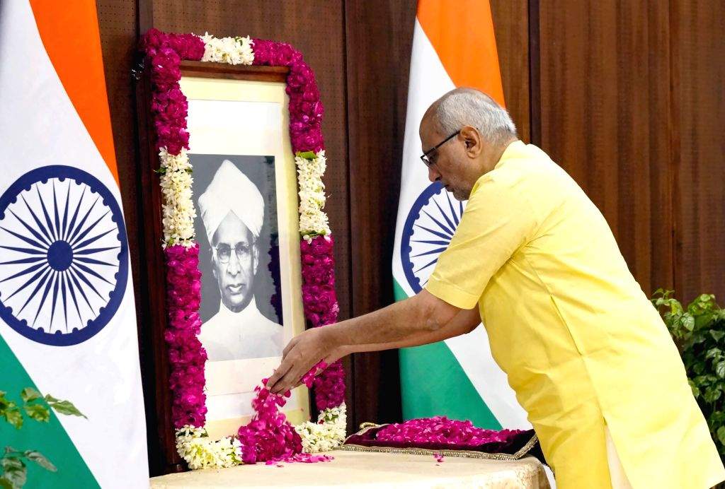 Vice-President Pays Tribute to Dr Sarvepalli Radhakrishnan