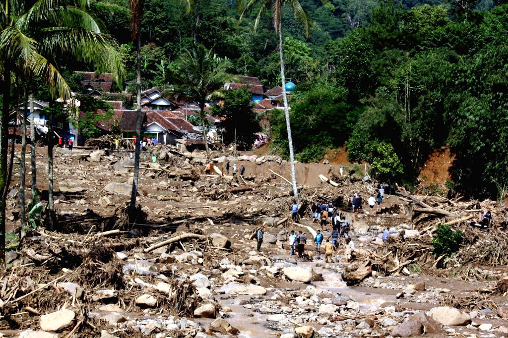 INDONESIA-WEST JAVA-FLASH FLOODS-AFTERMATH