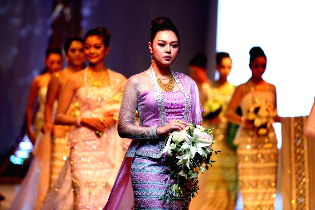 myanmar dress fashion 2018 Myanmar dress design 