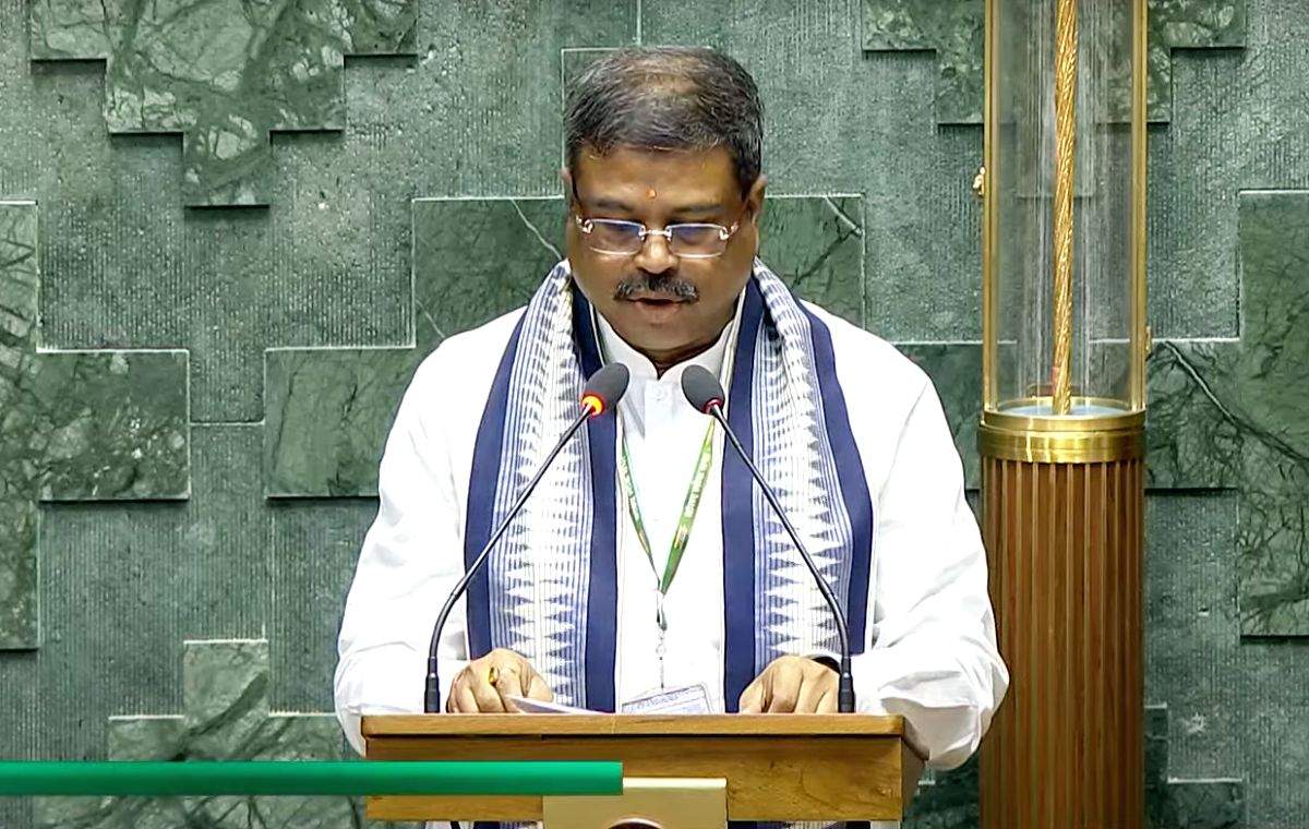 Union Minister Dharmendra Pradhan resigns as Education Minister amid Jantar Mantar protests
