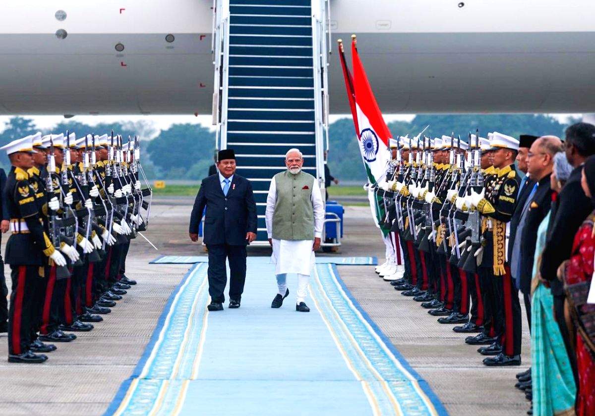Prime Minister Narendra Modi receives a ceremonial guard of honour and Indonesian President Prabowo Subianto