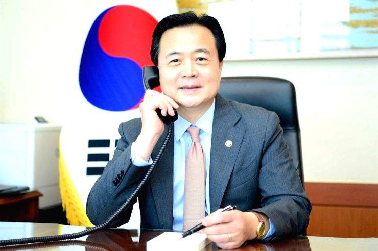 South Korean foreign minister Cho Hyun