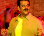 Ravi Kishan shares rare throwback pic from his younger days as a father with little Rivva