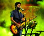 Arjit Singh was originally supposed to sing 'Kaun Tujhe Yoon Pyaar Karega', reveals Manoj Muntashir