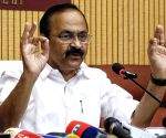 Satheesan joins Delhi protest, Congress top brass backs students' agitation