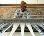 Yogi govt to promote procurement of Handloom products in govt institutions