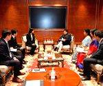 Piyush Goyal Meets Korean Business Leaders