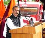 Himachal CM launches first phase of Chinar plantation drive