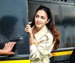 Mommy-to-be Kiara Advani flaunts her new look in a baggy shirt to keep baby bump out of sight