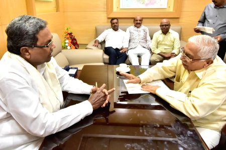 Chandrashekar Kambar calls on Karnataka CM