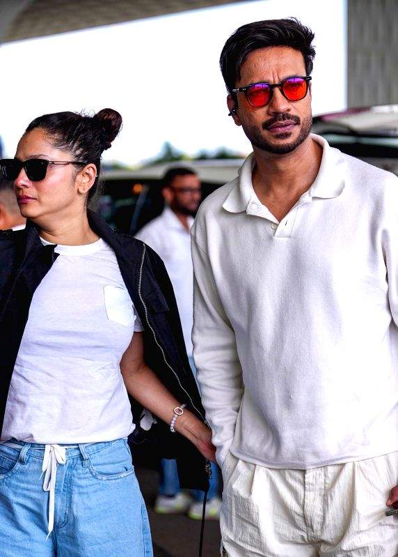 Television superstar Ankita Lokhande with her husband Vicky Jain 
