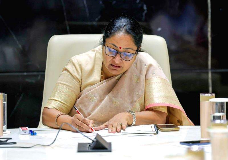 Delhi CM Rekha Gupta Chairs High-Level Meeting
