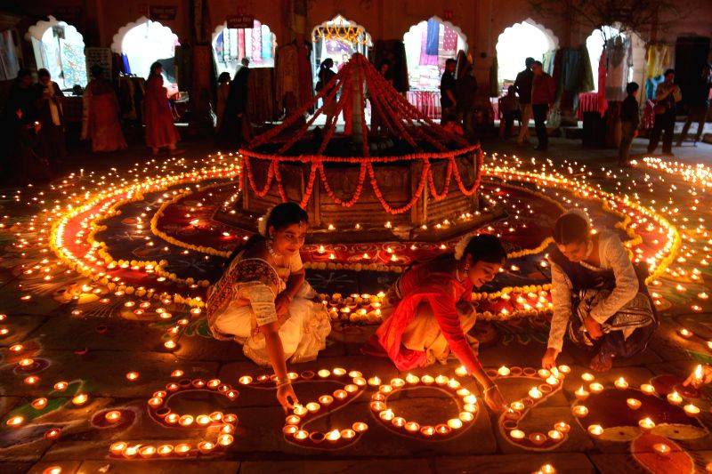 Gauhar Mahal Lit Up with 2,025 Lamps in Bhopal