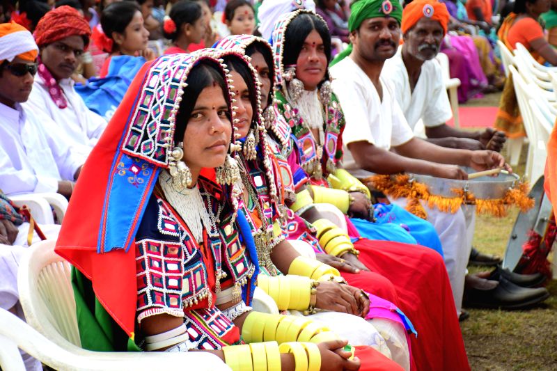 adivasi-sanskriti-sangam